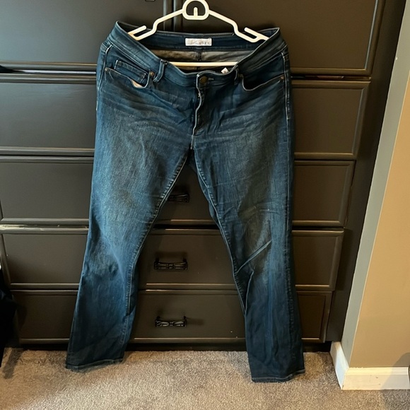 LOFT CURVY STRAIGHT JEANS - Picture 1 of 2